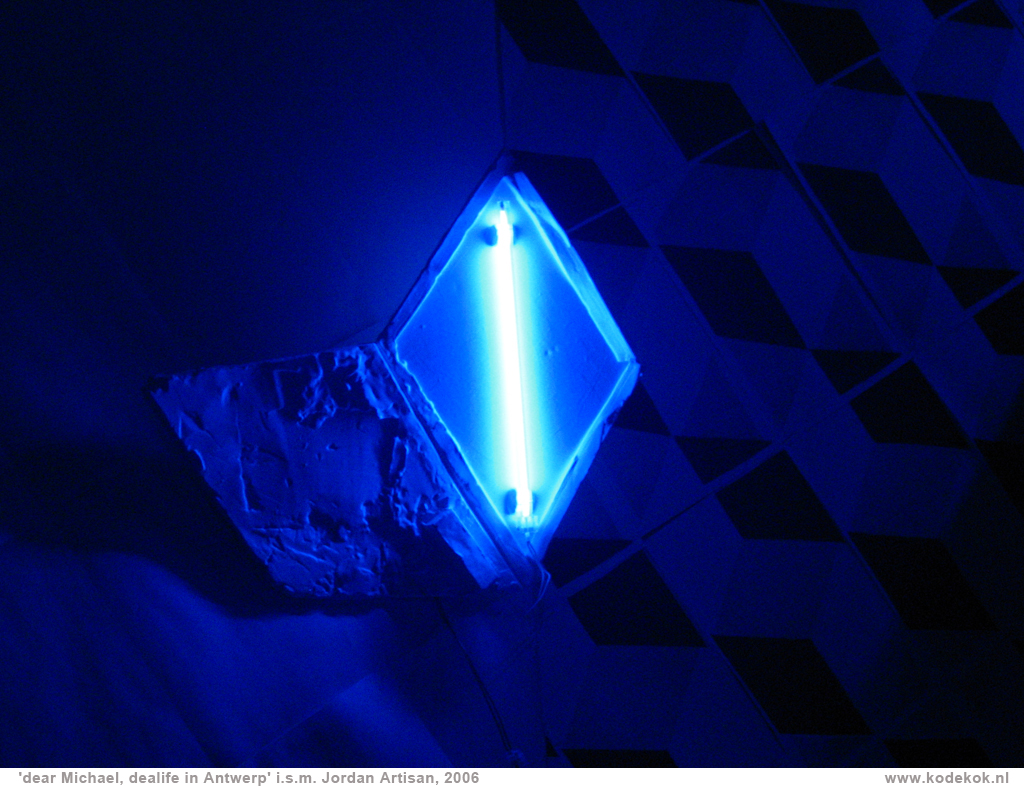 Dear Michael daylife in Antwerp - Image 6